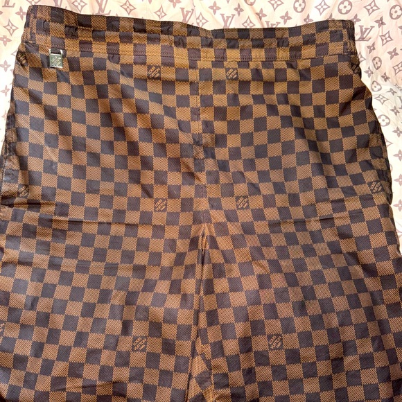 Authentic Mint Louis Vuitton Men’s Damier Ebene Swim Shorts Trunks LV - Picture 6 of 6